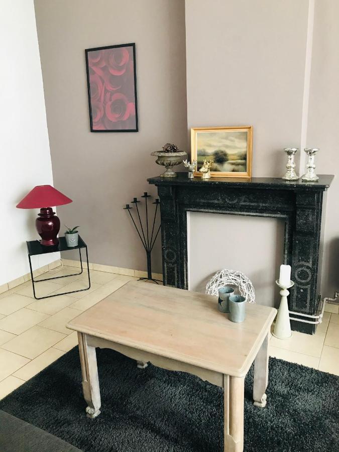 Gite Le Cerf Pantin Saint-Hubert Exterior foto